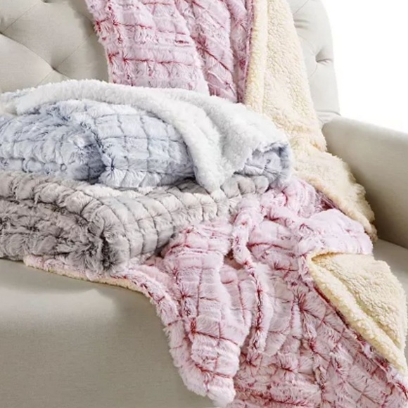 NEW Royal Luxe Reversible MicroMink To Faux Sherpa Tie Dye Throw 50" x 60" - Picture 5 of 8